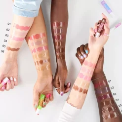 JUICY BOMB Lśniący balsam do ust 03