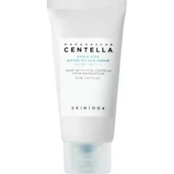 MADAGASCAR CENTELLA Hyalu-Cica WATER-FIT Sun serum Lekki nawilżający krem przeciwsłoneczny SPF 50+ PA++++ 15ml