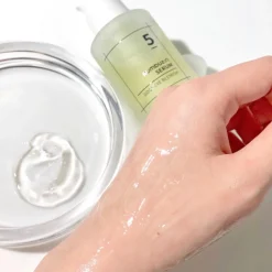 No.5 Goodbye Blemish rozjaśniające serum przeciw wypryskom 50ml