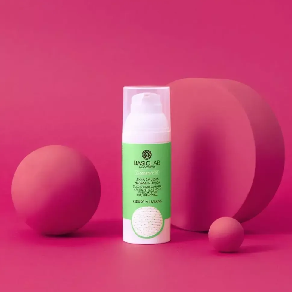 Redukcja i balans Lekka EMULSJA normalizująca 3% kompleksu komórek macierzystych z noni, 1% gliceryzyny, cbd i denozyna 50ml
