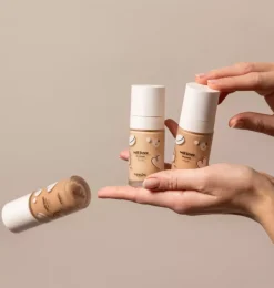 Zestaw Self Love. BB Cream krem BB Light Beige + BLEND IT Sponge gąbka do makijażu MARBLE Juicy Yellow